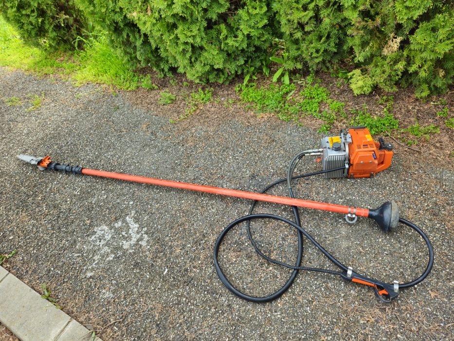 Foarfecă gradinărit Husqvarna 250 PS  rază mare de actiune