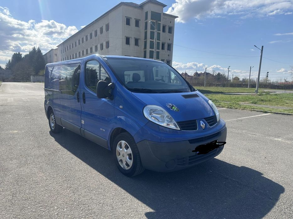 Renault Trafic  6 locuri