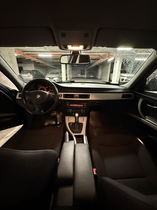 BMW 320d xDrive Touring 184к.с