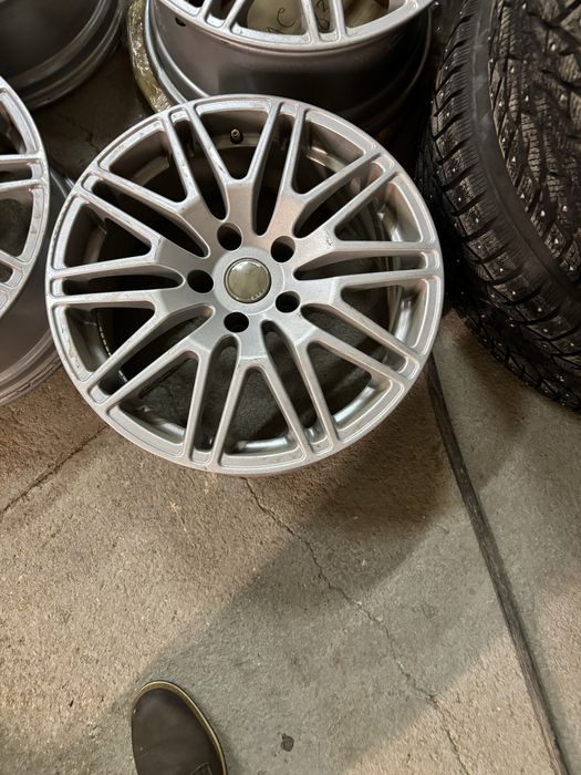 Продам диски радиус 18 после ремонта