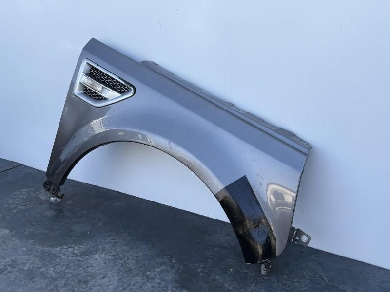 Aripa fata dreapta Land Rover Freelander 2