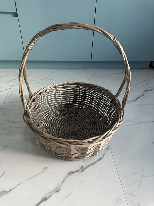 Продам большую корзину