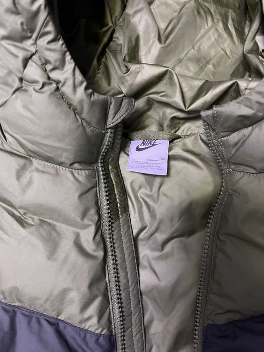 Geaca nike verde
