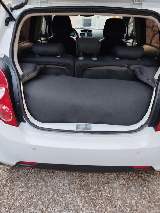 Спарк мошина сотилади