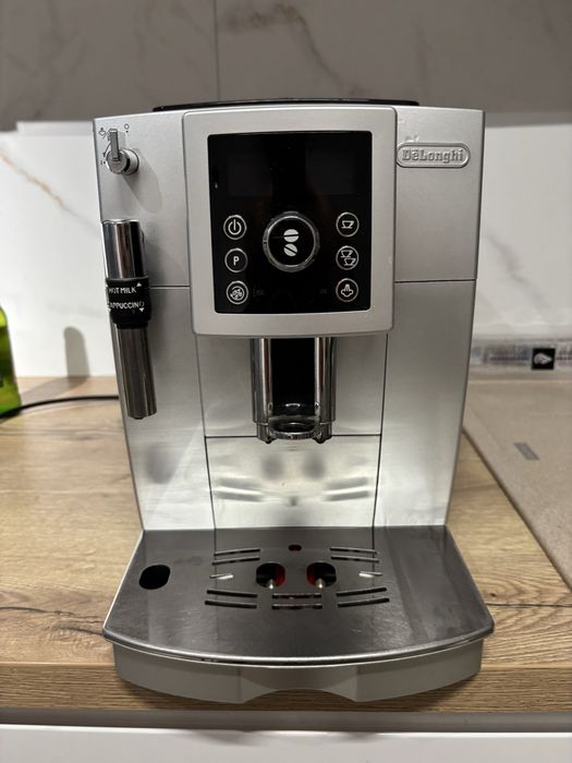 Espresor DeLonghi