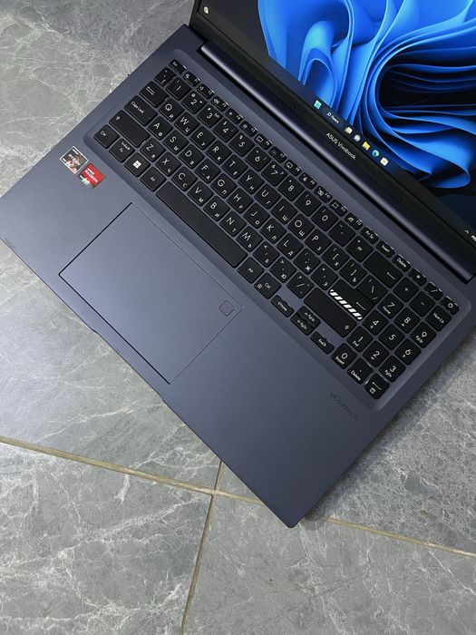 Офисный Asus vivobook
