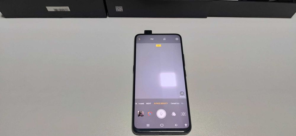 Smartphone premium Vivo Nex S,cutie,impecabil .