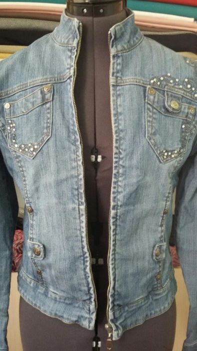 Джинсовая куртка продам