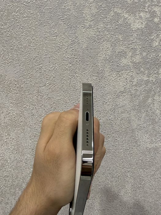 Продается iphone 13 pro max