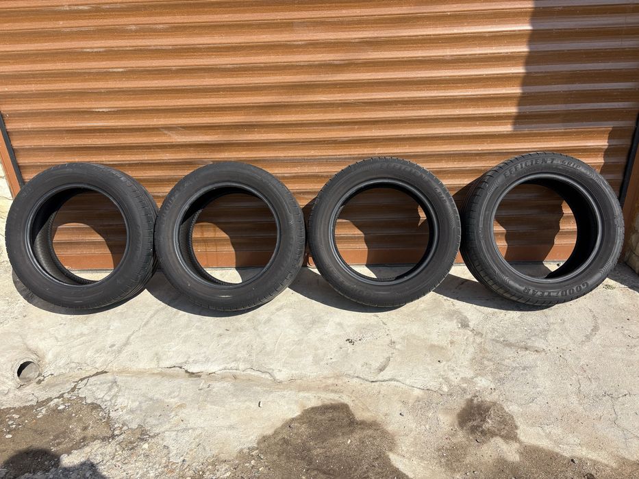 Гуми Good Year Efficient Grip performance 205/55/16