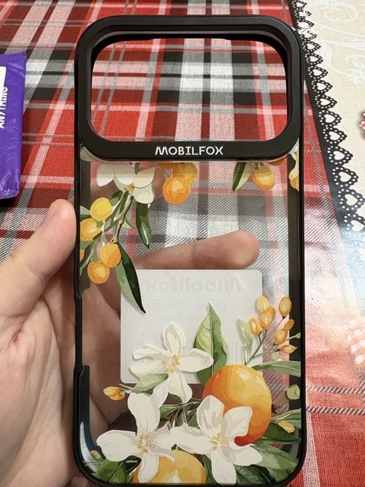 Vând husă Mobilfox pentru IPhone 17 Pro Max