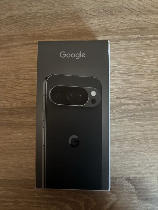 Vand Google pixxel 10 pro de 256 de gb la cutie sigilat