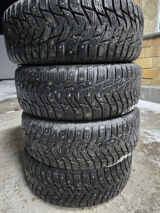 Продам шины R16 205/55