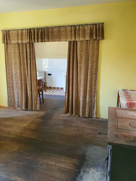 Продава се Къща в с. Чифлик, Област Ловеч - 200 кв.м за 459 €/кв.м - Снимка #9