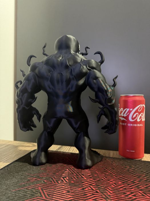 Figurina Venom (cu mana interschimbabila)