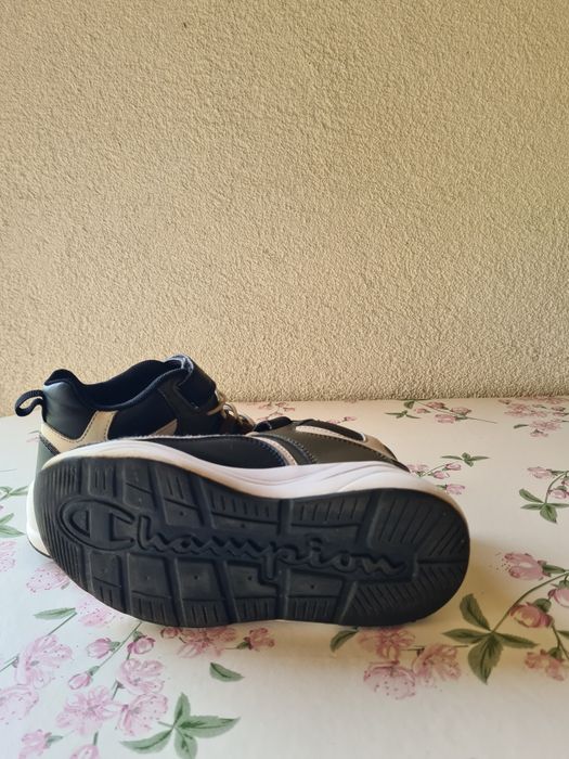 Pantofi sport pentru copii