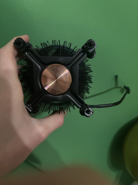 Кулер на процессор intel ориг