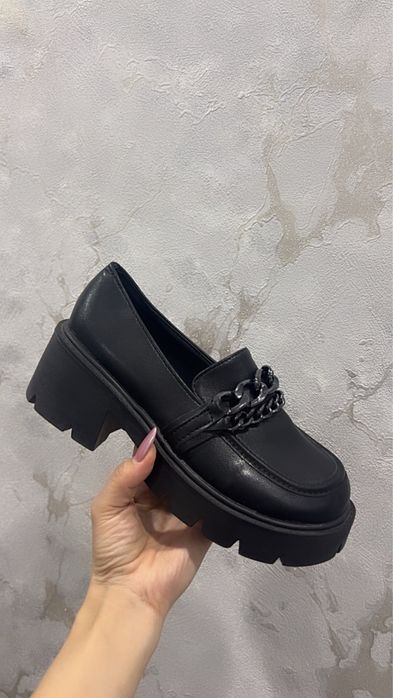 Стильные лоферы,38 размер