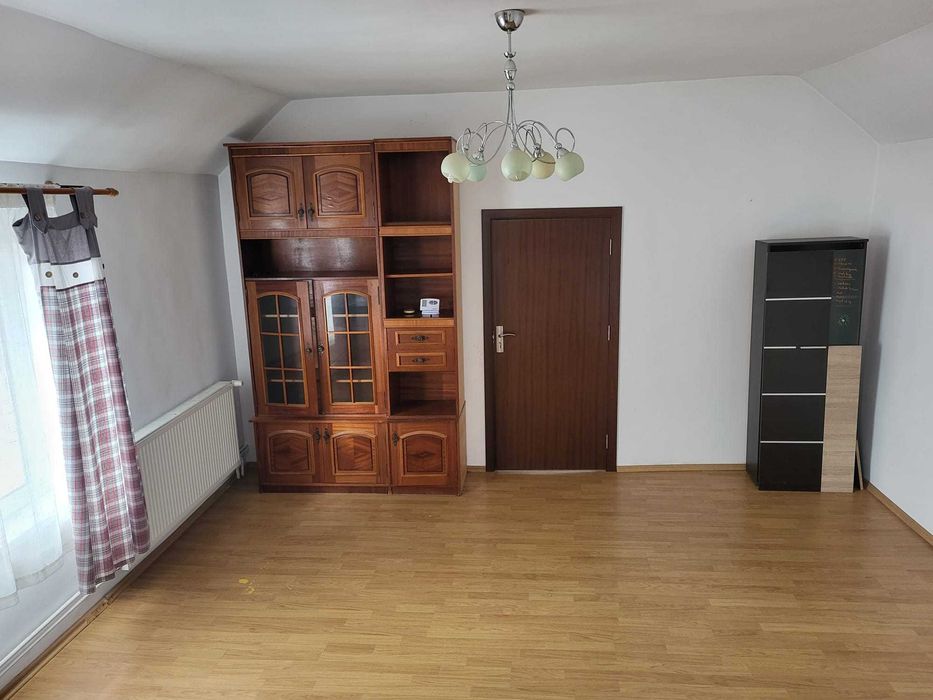 Vand casa saseasca cu garsoniera Com. Bod, jud. Brasov