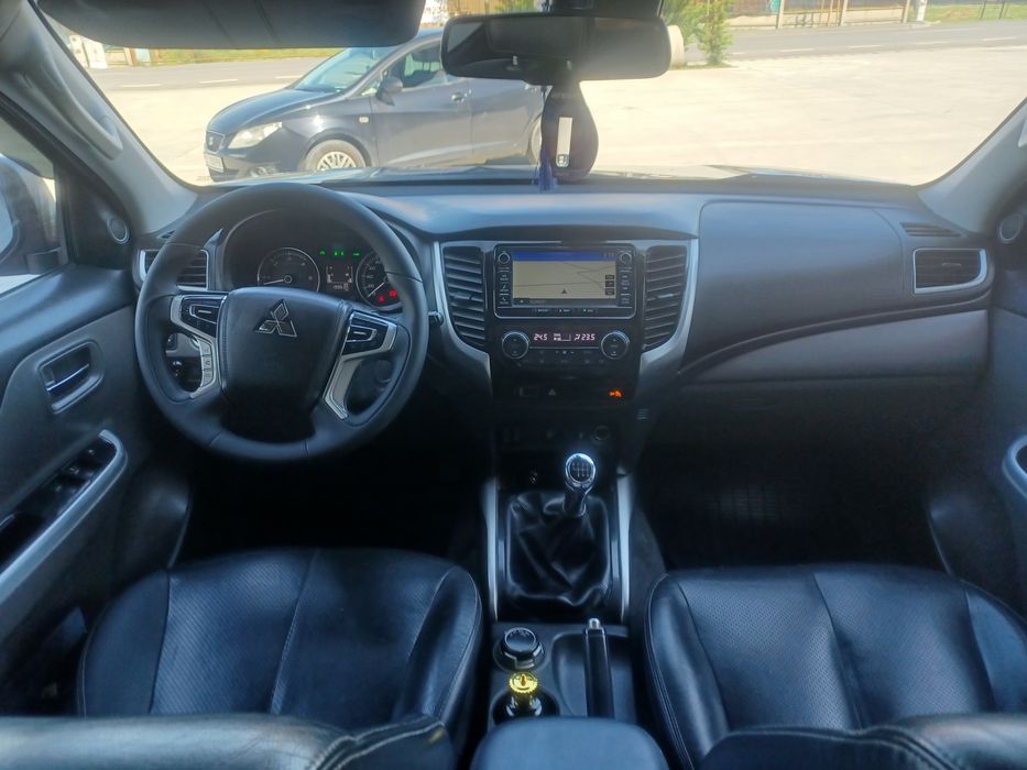 Mitsubishi L200  2.4 TDI  181  CP   04 2019
