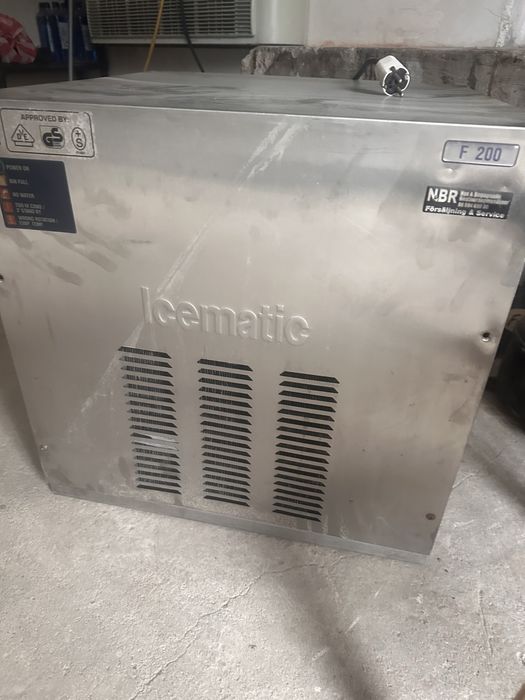 Ледогенератор трошен лед/ лед на гранула  200 кг.