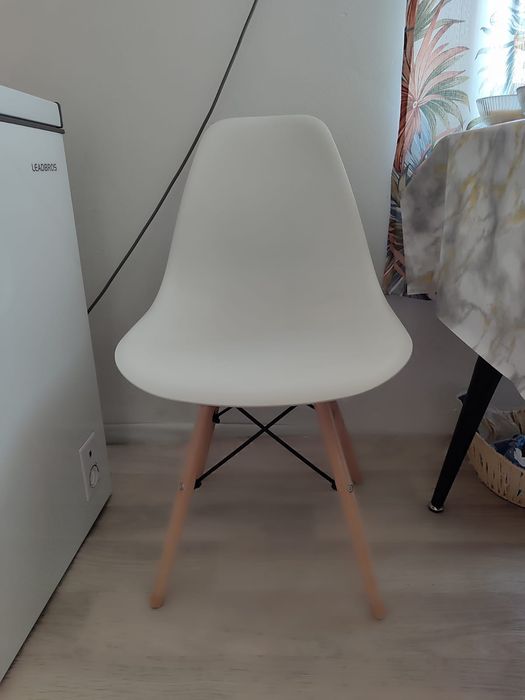 Продам комплект стулья  6 шт.