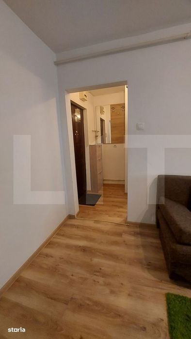 Garsoniera cu balcon, etaj 1, 21 mp, zona Semicentrala