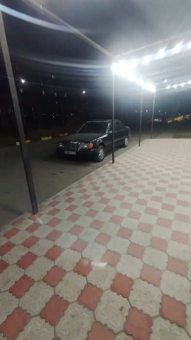 Продам Мерседес w124