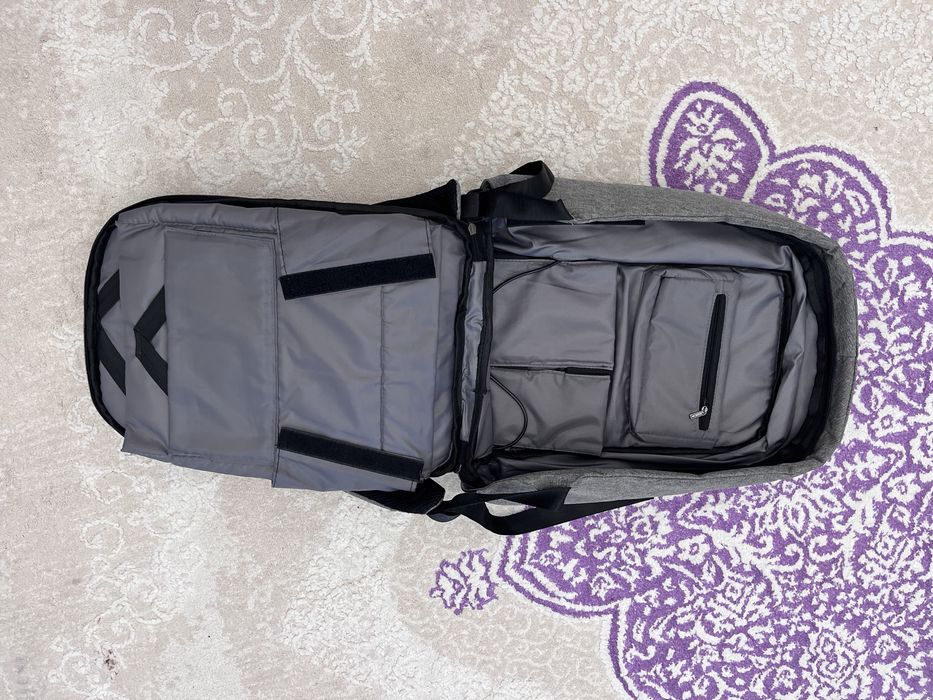 Рюкзак для мальчика в школу