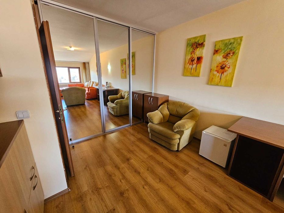 Дава се под наем Двустаен апартамент в Велинград - 58 кв.м за 382.5 € - Снимка #1