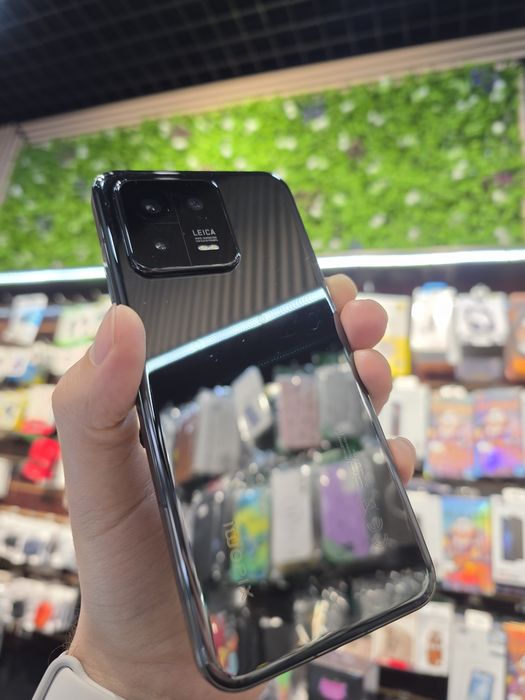 Xiaomi 13 8/256 Global bez zaryadnik