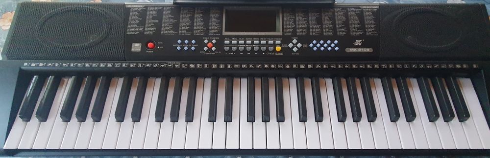 Orgă electronică MK-2108 cu 61 clape stare foarte bună
