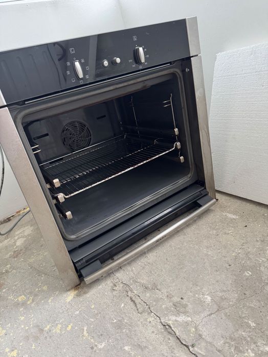 Фурна за вграждане Neff