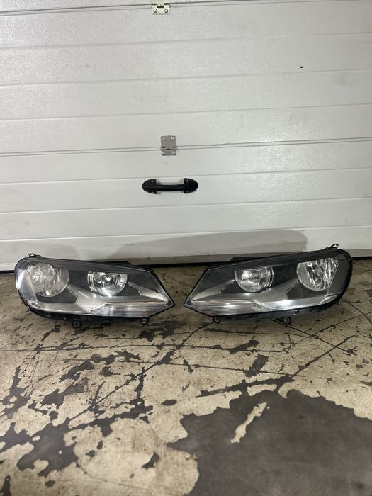 Far stanga/dreapta VW Touareg 7P non facelift 7P2 941 005