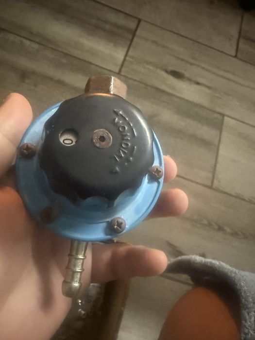 vana gaz 2 bucati stare excelenta tot ce este in imagini pret bun