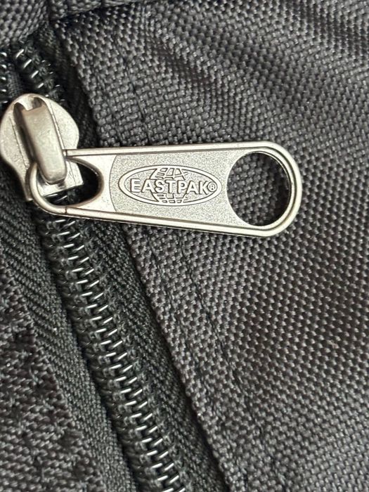 Продам сумку Eastpak