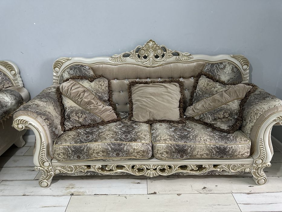 Продаю мебель для зала