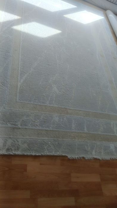 Продам ковер 2.5*3.5