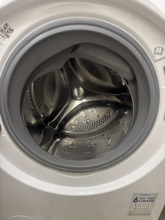 Пералня със сушилня