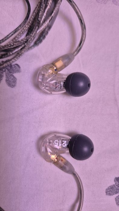 Casti shure in -ear  215 amplificator casti.