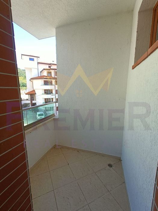 Продава се Двустаен апартамент в Варна, Виница - 74 кв.м за 1688 €/кв.м - Снимка #6