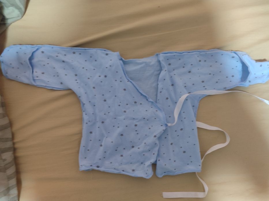 Продаю вещи на новорожденную девочку