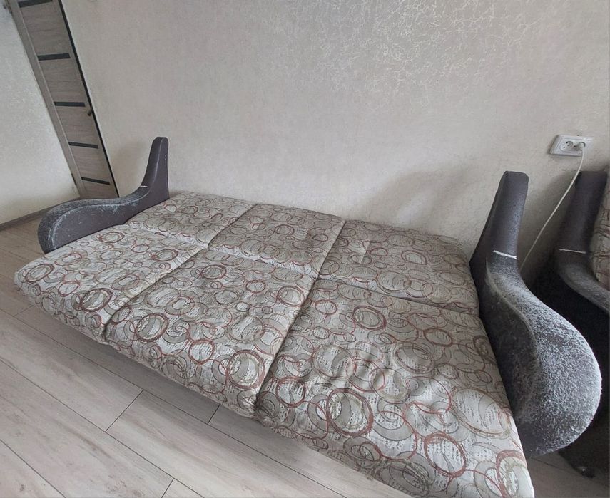 Диван и 2 кресла