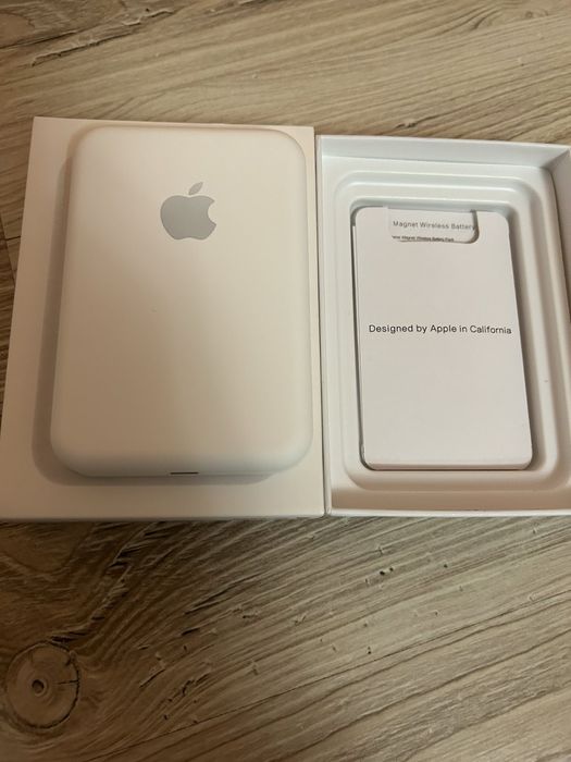 MagSafe Power Bank  безжично за iPhone 12/13/14/15