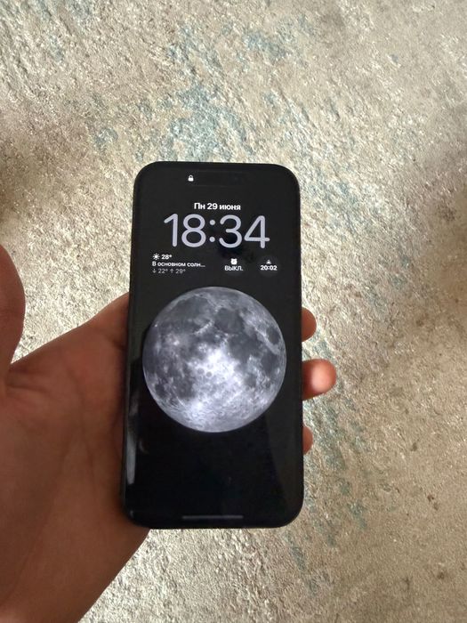 iPhone 15 pro в хорошем состоянии