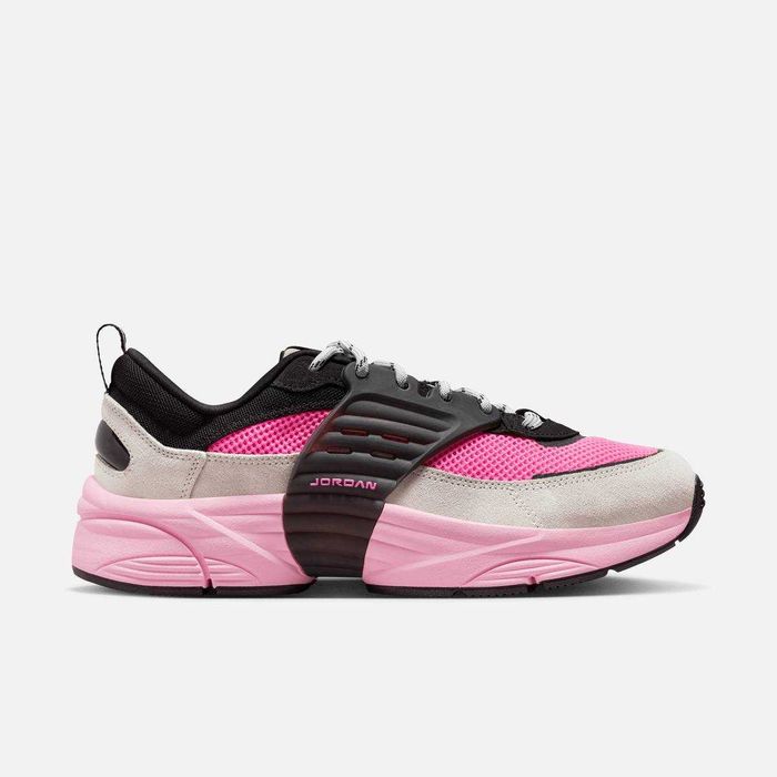 Внос от САЩ: /Дамски маратонки Jordan Trunner O/S (GS) Размер: 38.5 (Единствен чифт / US 6Y / UK 5.5 / 24 cm)