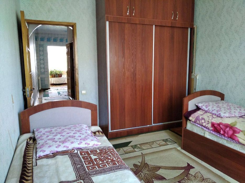 Qorasuv 6 da 3 xona uy ijaraga beriladi