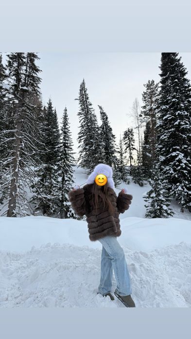 Продам шубу , песец