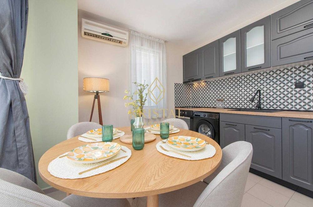 Продава се Тристаен апартамент в к.к. Слънчев бряг - 81 кв.м за 1210 €/кв.м - Снимка #5