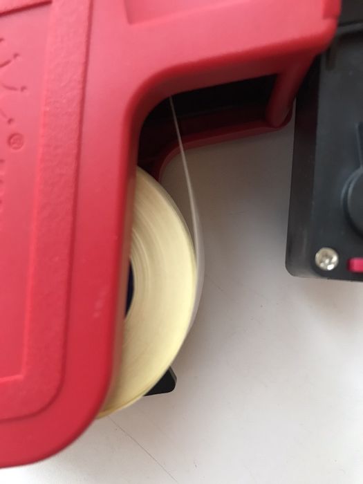 Продам этикет пистолет